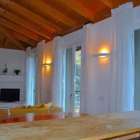 Luxury Penthouse With Big Terrace 아파트 *